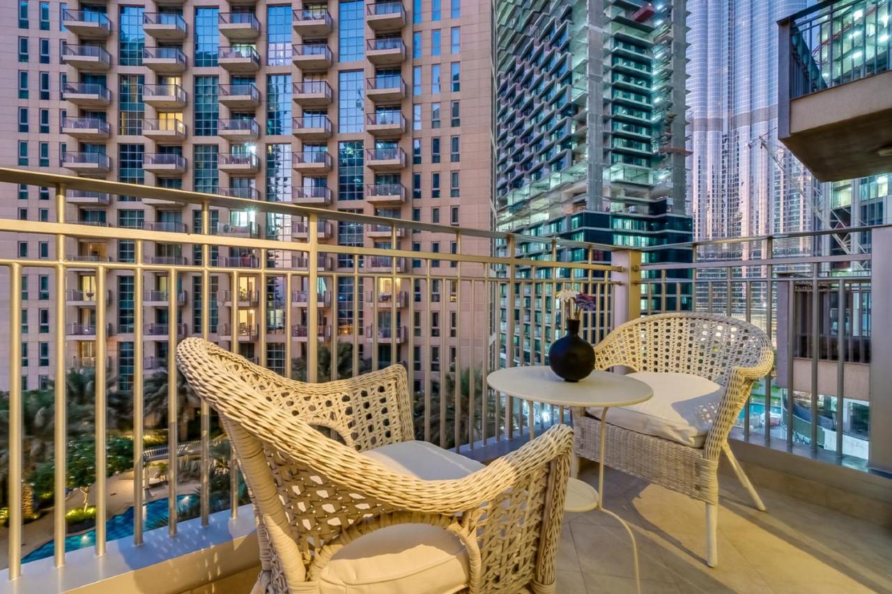 Westside Ease By Emaar Epic One Bedroom Apartment Dubai Bagian luar foto